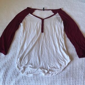 Baseball tee